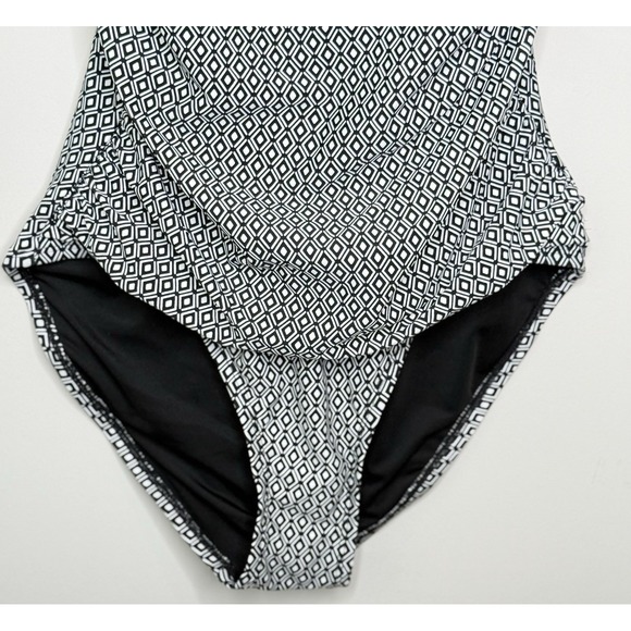 DKNY Women's Removable Straps One Piece Swimsuit Medium Black/White SPF - Picture 6 of 16